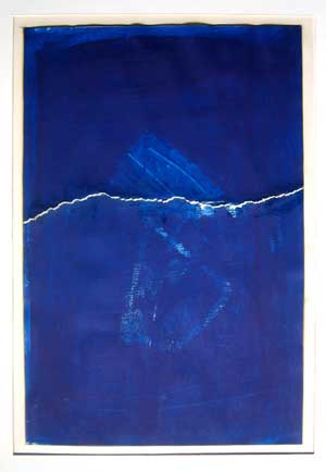 García Ponce Fernando. Composición Azul. Acrílico y collage sobre cartón. 51 x 33.7 cm. 1972